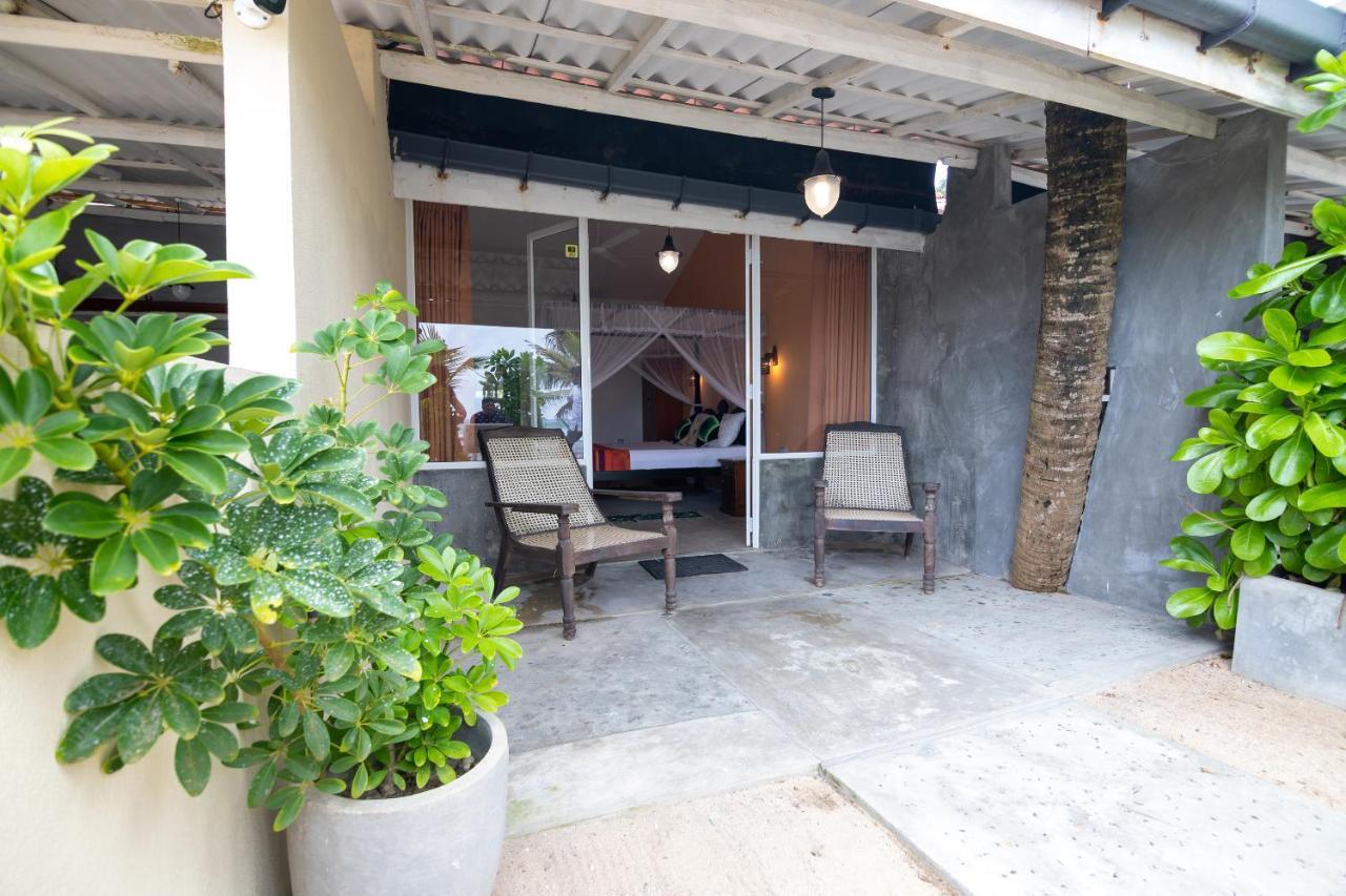Happy Beach Villa Resort Unawatuna Dış mekan fotoğraf